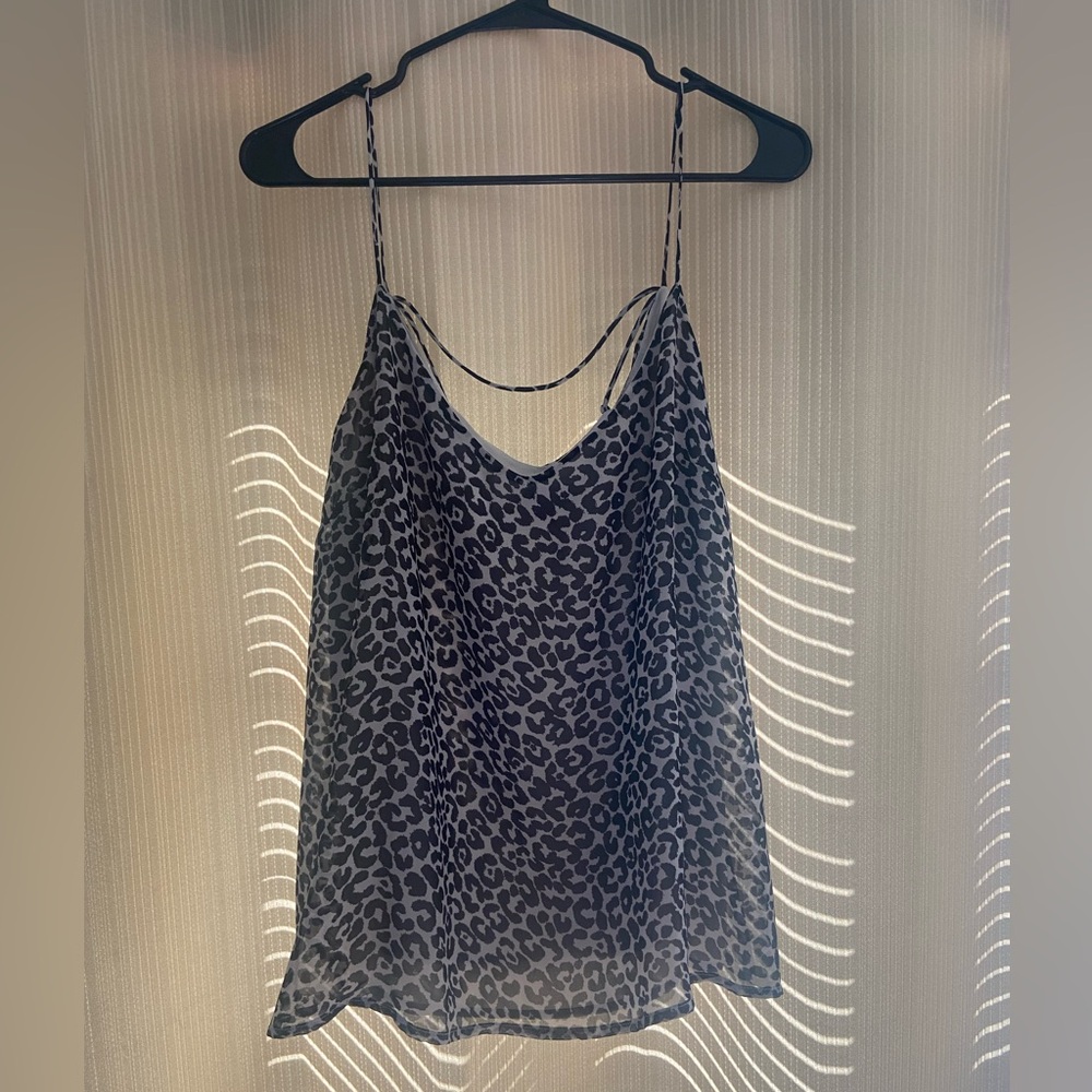 Vince Camuto Leopard Black and White Print Tank. Size XL